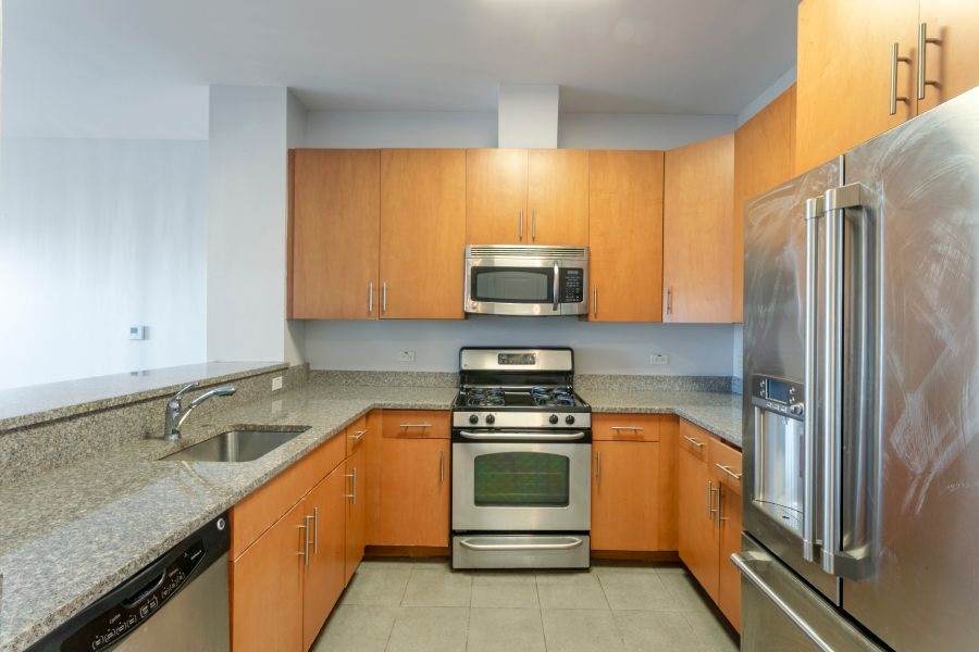 172 Culver Ave - Photo 1
