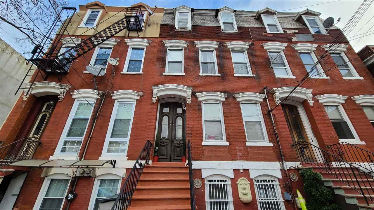 22 Storms Ave - Photo 1