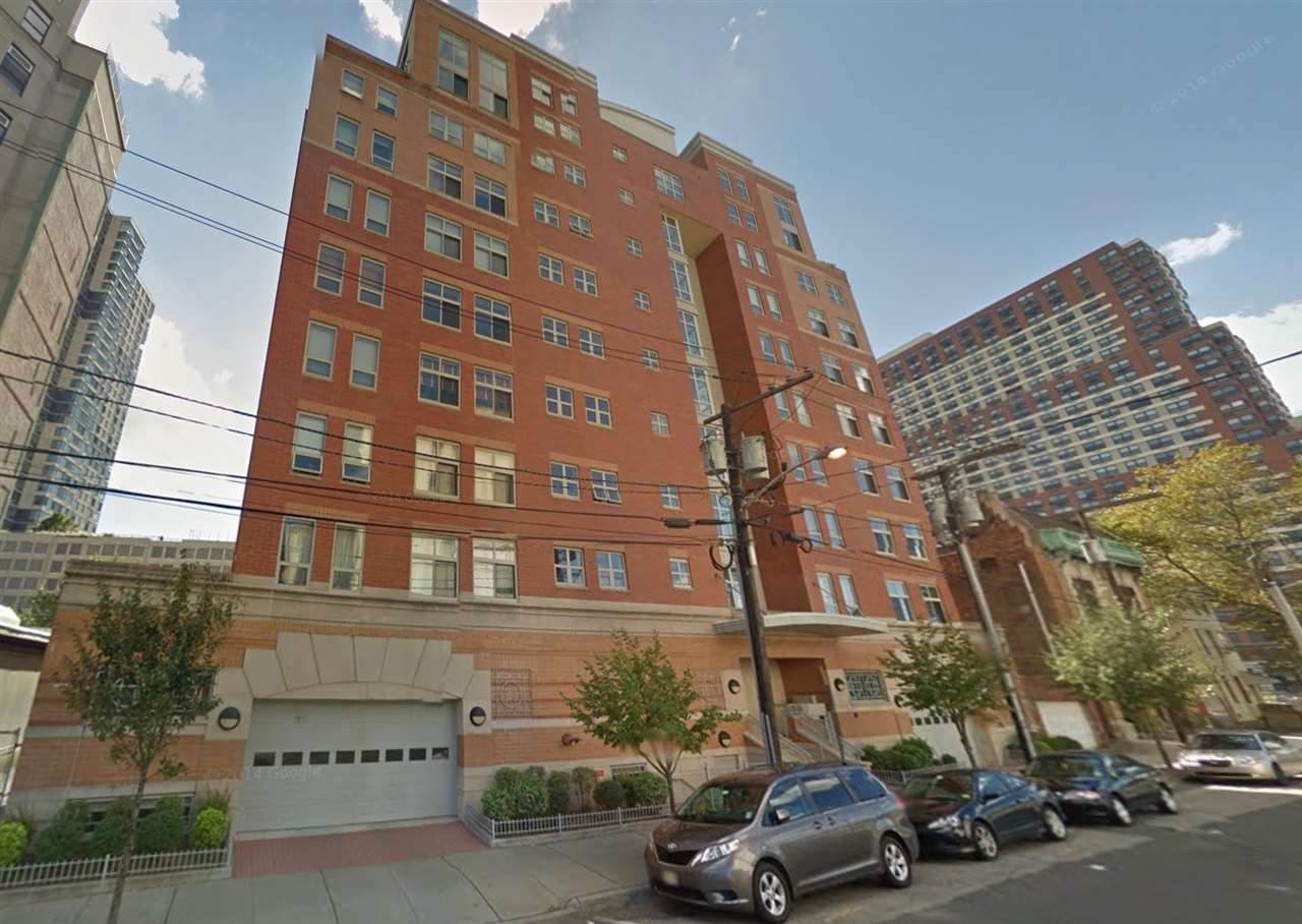 143 Morgan St - Photo 1