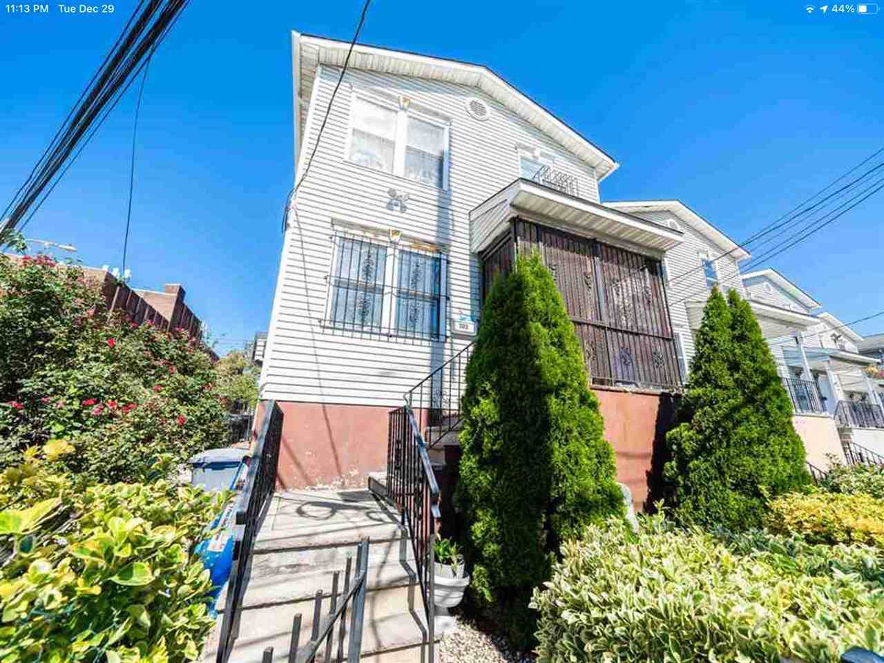 703 Garfield Ave - Photo 1