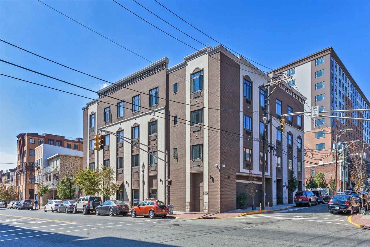 3611 Park Ave - Photo 1