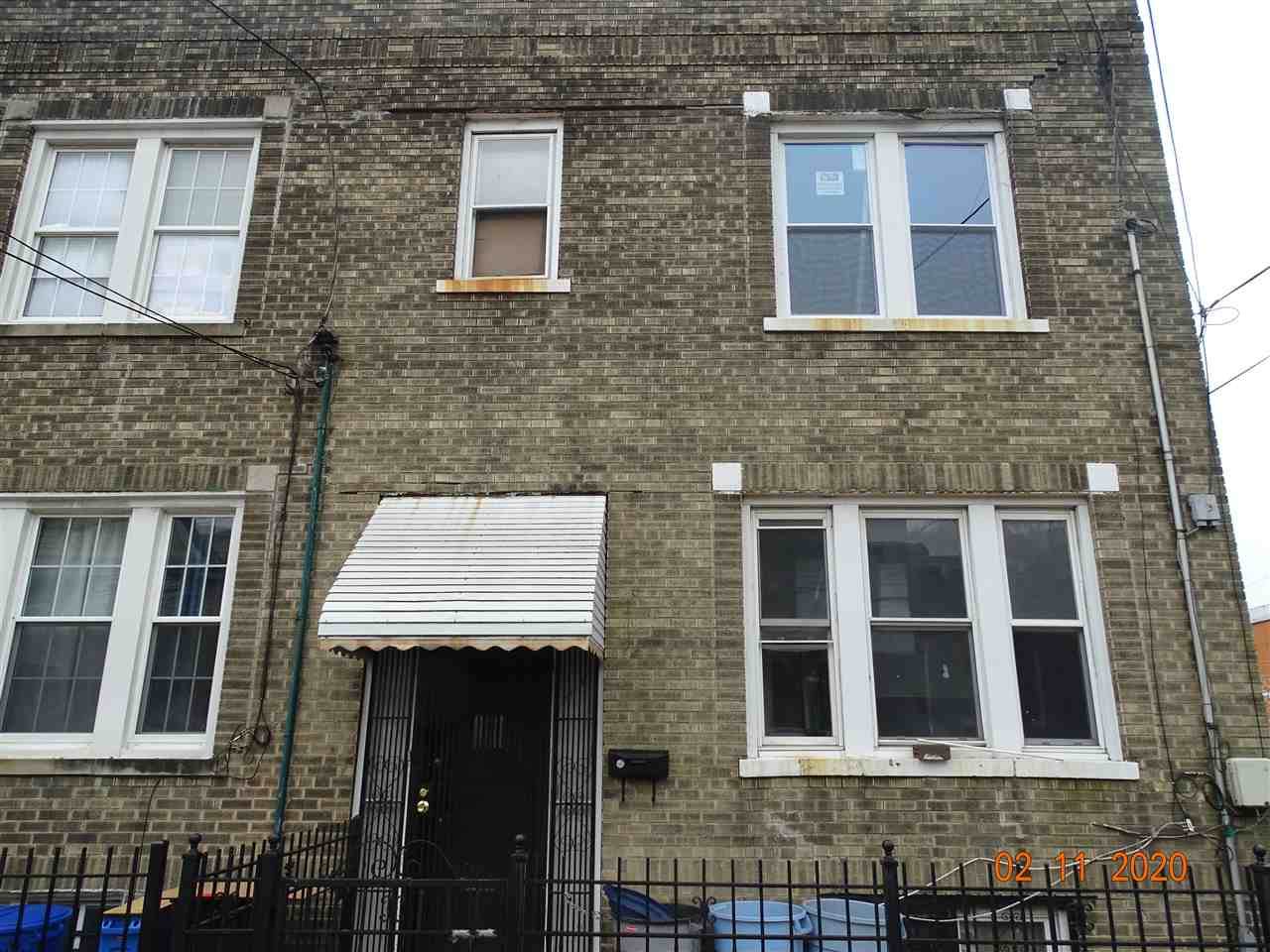 151 Stevens Ave - Photo 1