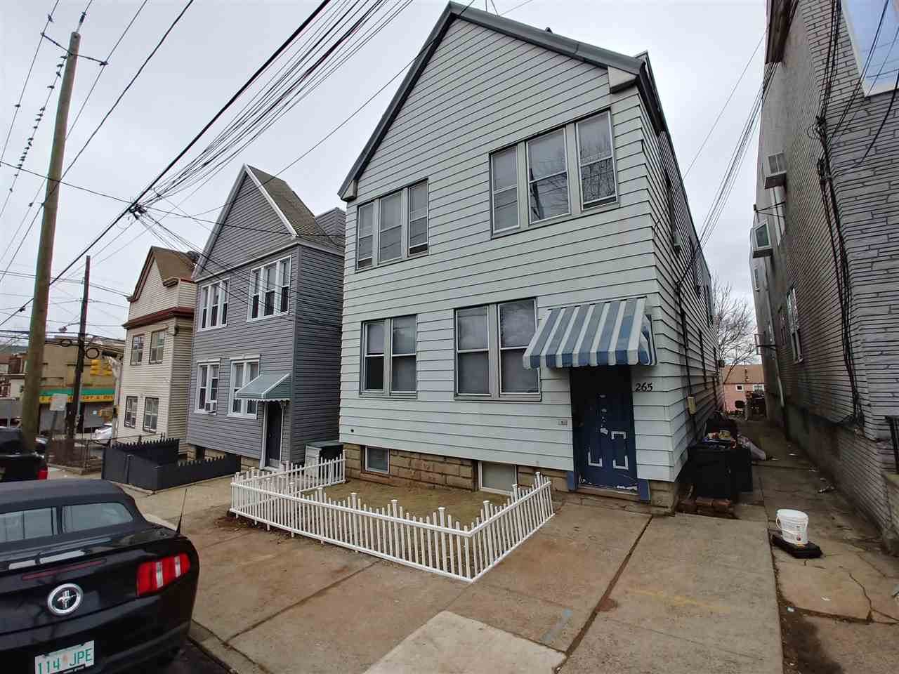 265 Liberty Ave - Photo 1
