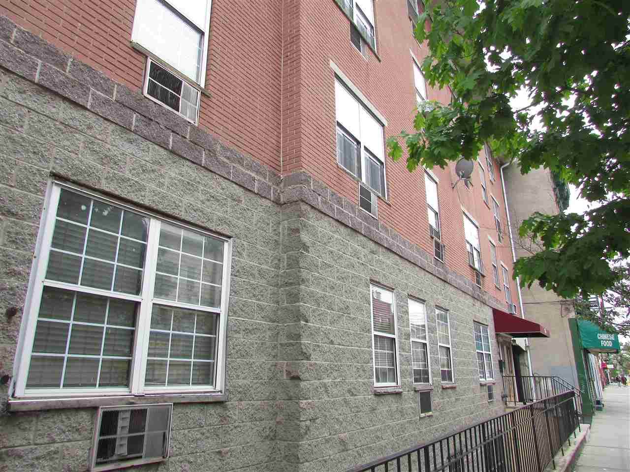 356 Palisade Ave - Photo 1