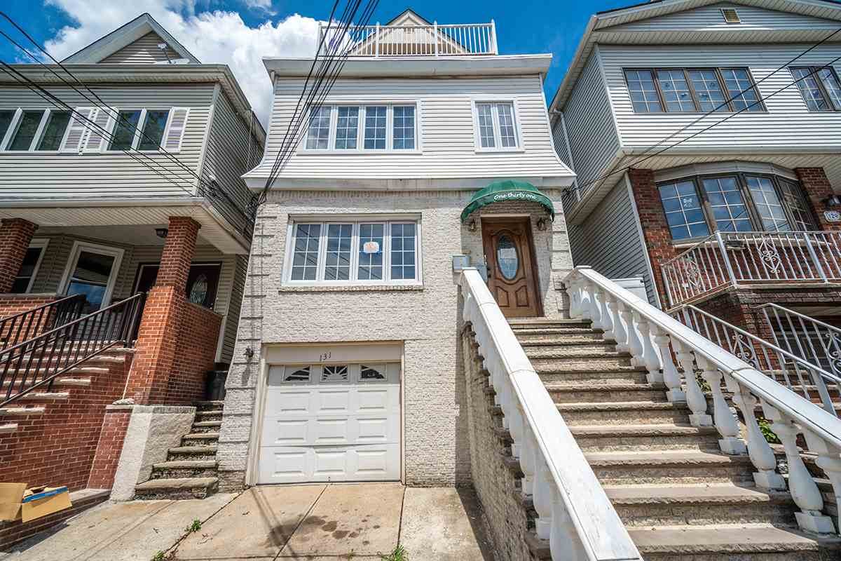 131 West 28Th St - Photo 1
