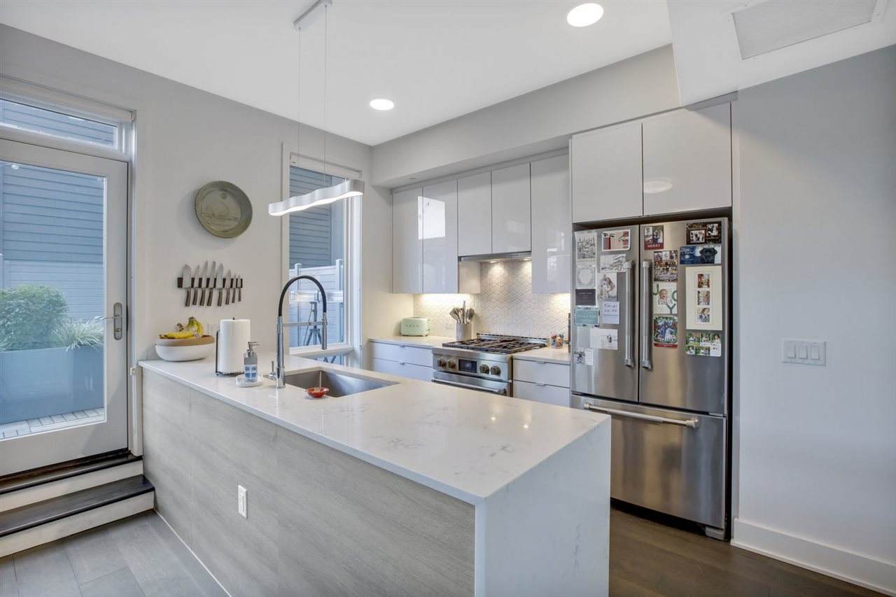 380 Newark Ave - Photo 1