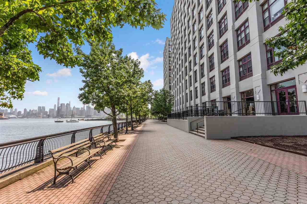 1500 Washington St - Photo 1