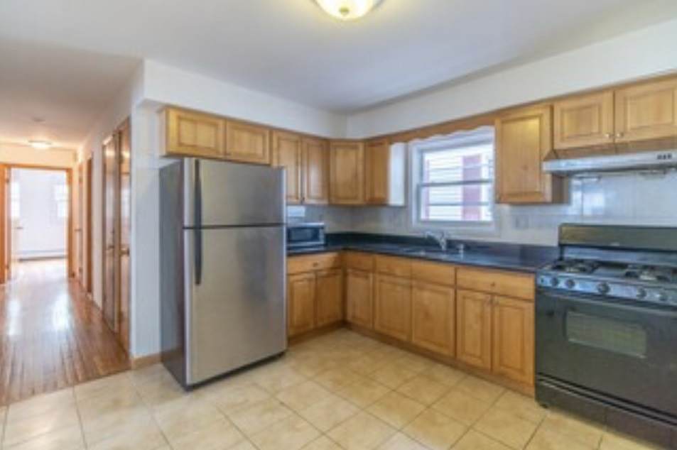 485 Manila Ave - Photo 1