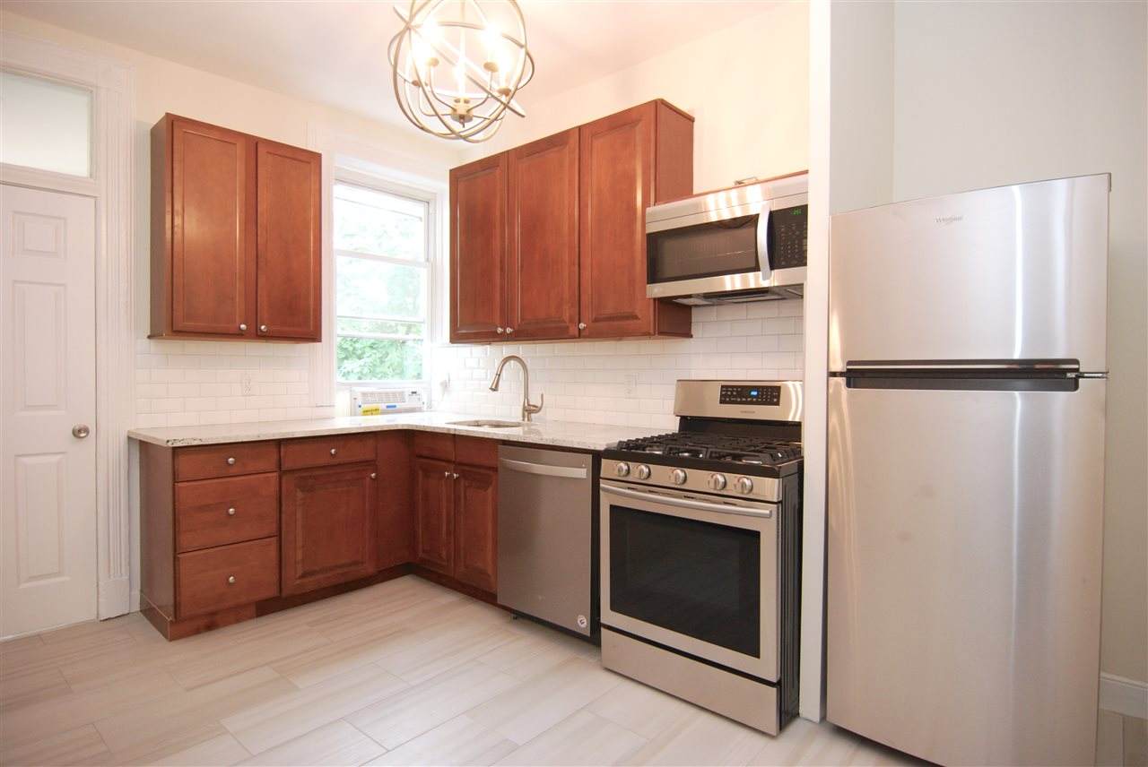 38 West Hamilton Pl - Photo 1