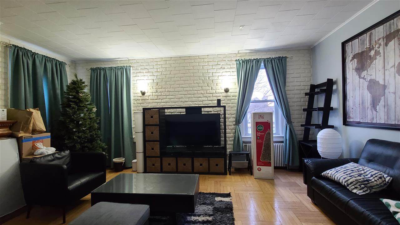 30 Cooper Pl - Photo 1
