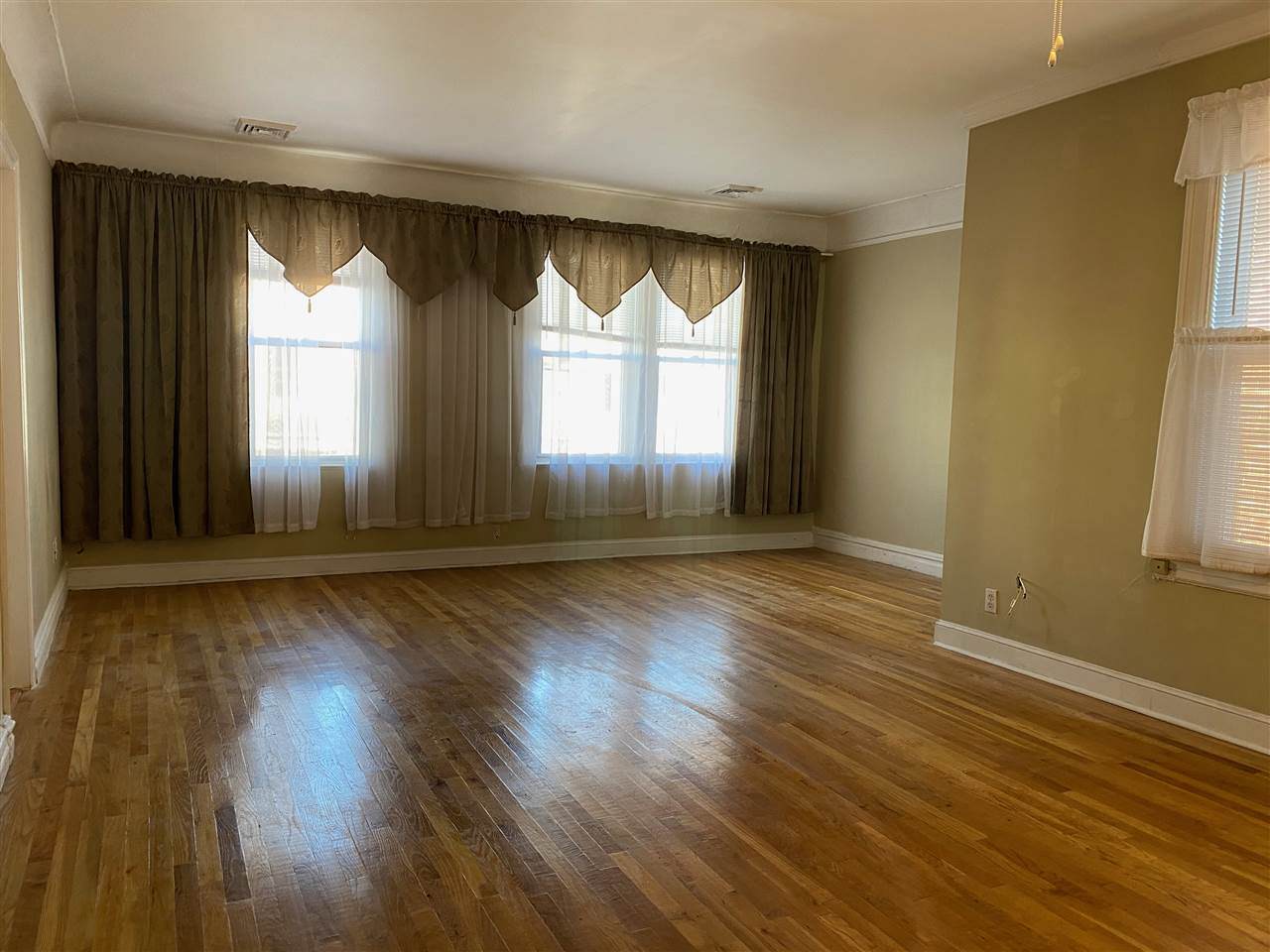 88 West 24Th St - Photo 1