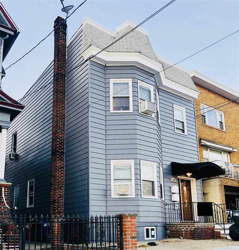 2105 Palisade Ave - Photo 1
