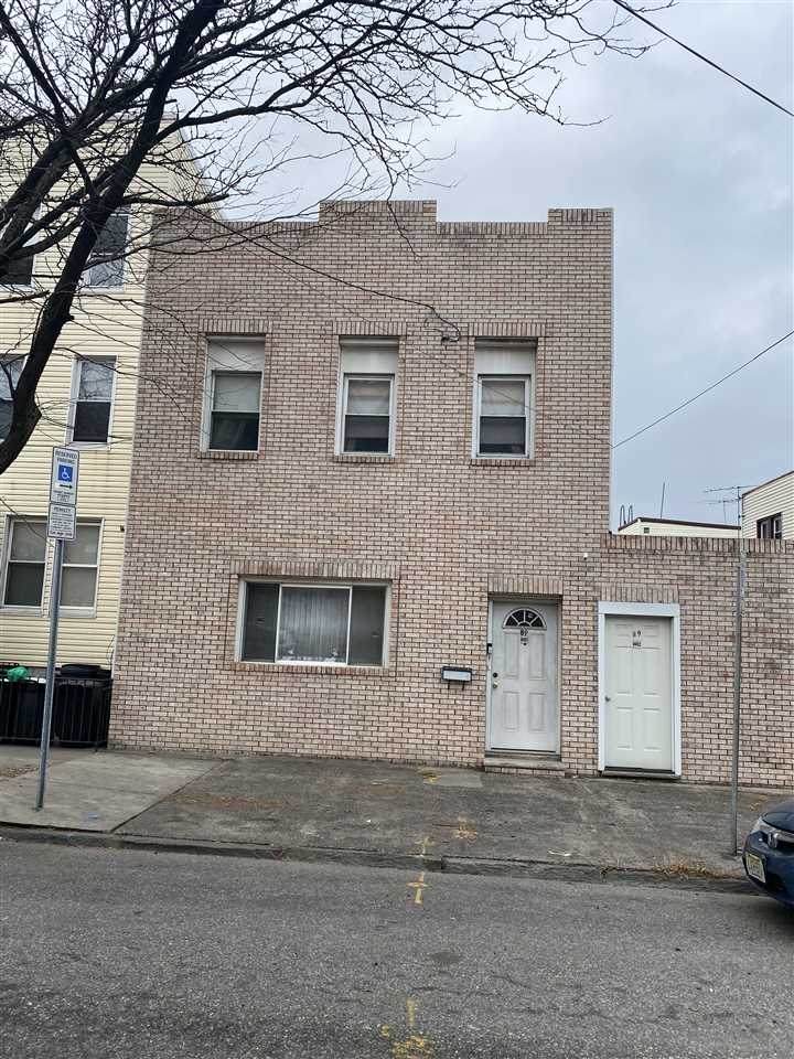 89 Wales Ave - Photo 1