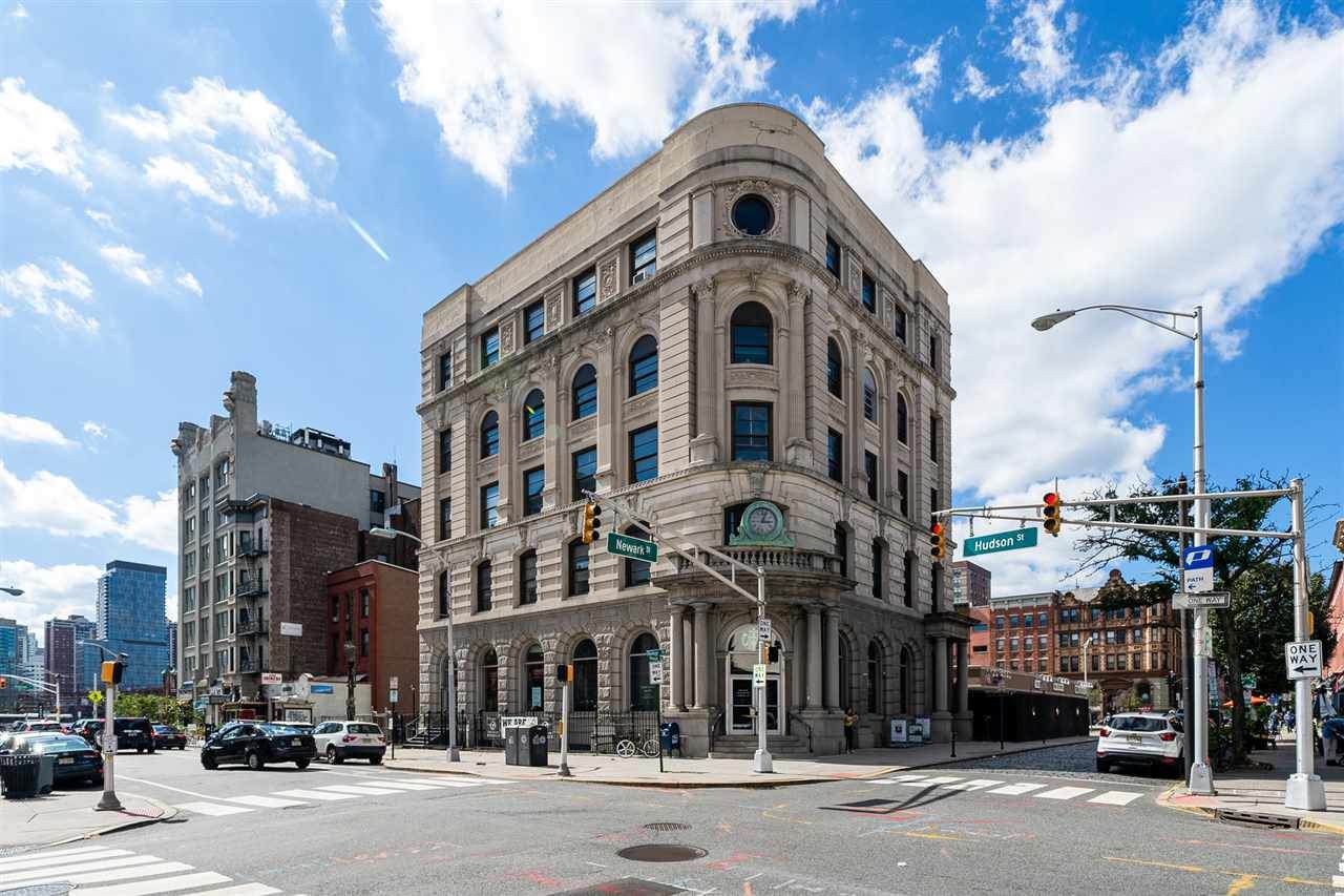51 Newark St - Photo 1