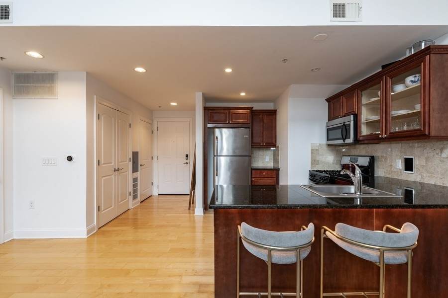 769 Montgomery St - Photo 1