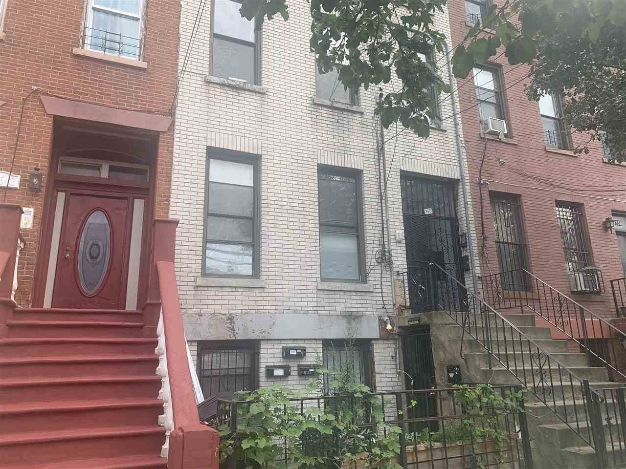 360 Pacific Ave - Photo 1
