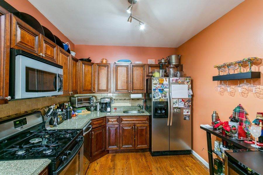 135 38TH ST - Photo 1