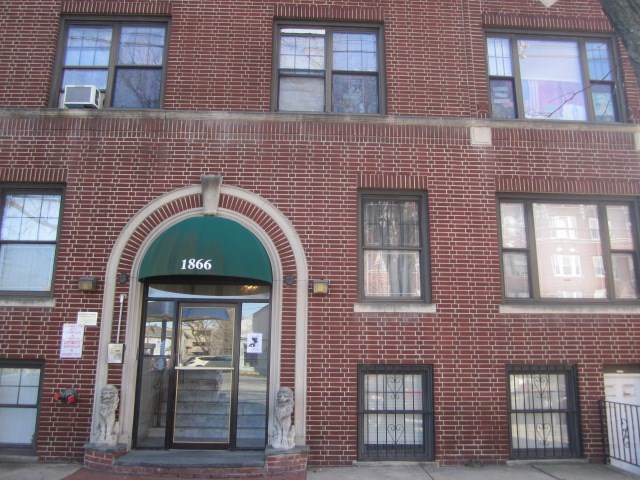 1866 Kennedy Blvd - Photo 1