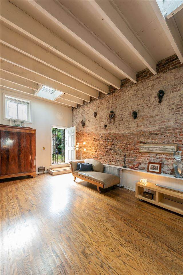 311 3RD ST - Photo 1