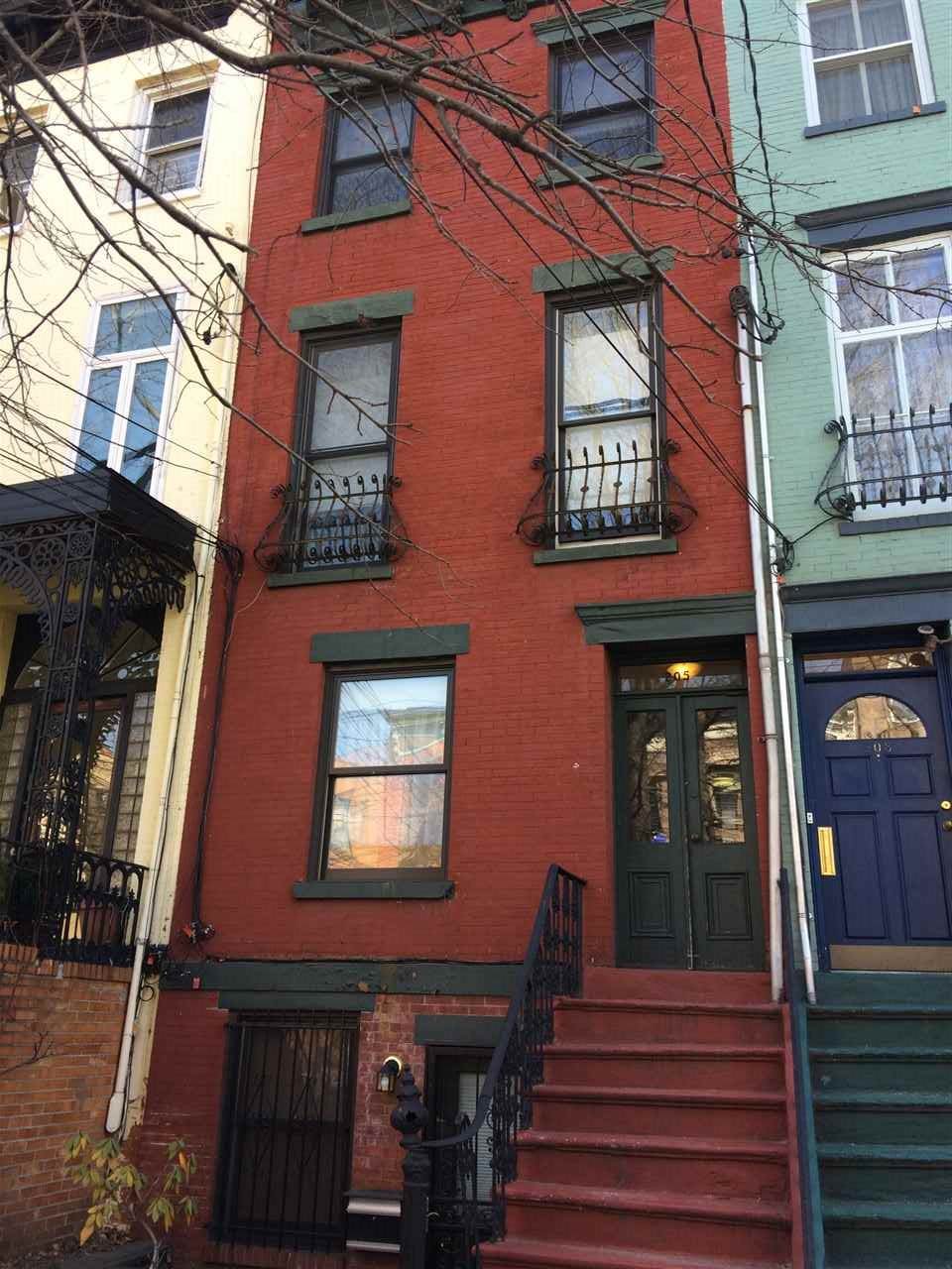 205 Garden St - Photo 1