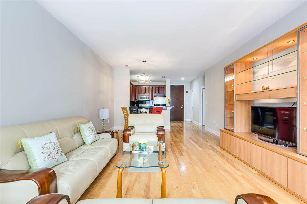 22 Avenue At Port Imperial - Photo 1