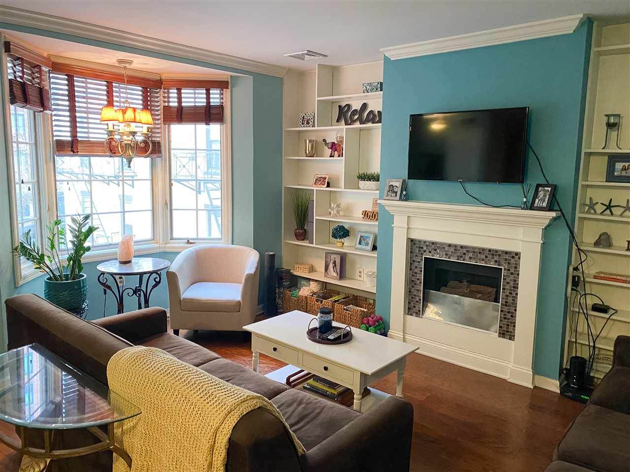 1108 Hudson St - Photo 1