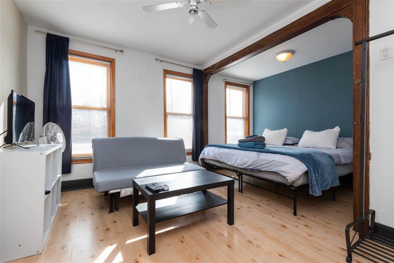 232 1/2 6TH ST - Photo 1