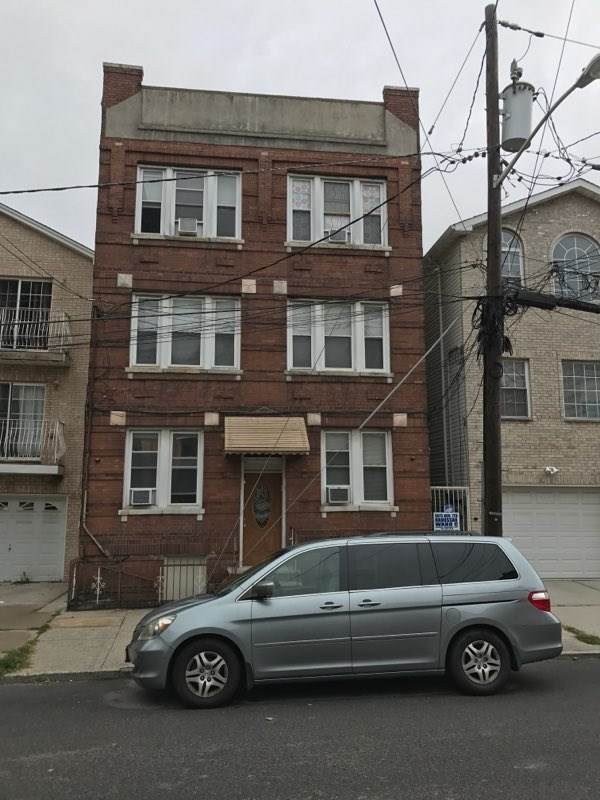 7 Skillman Ave - Photo 1