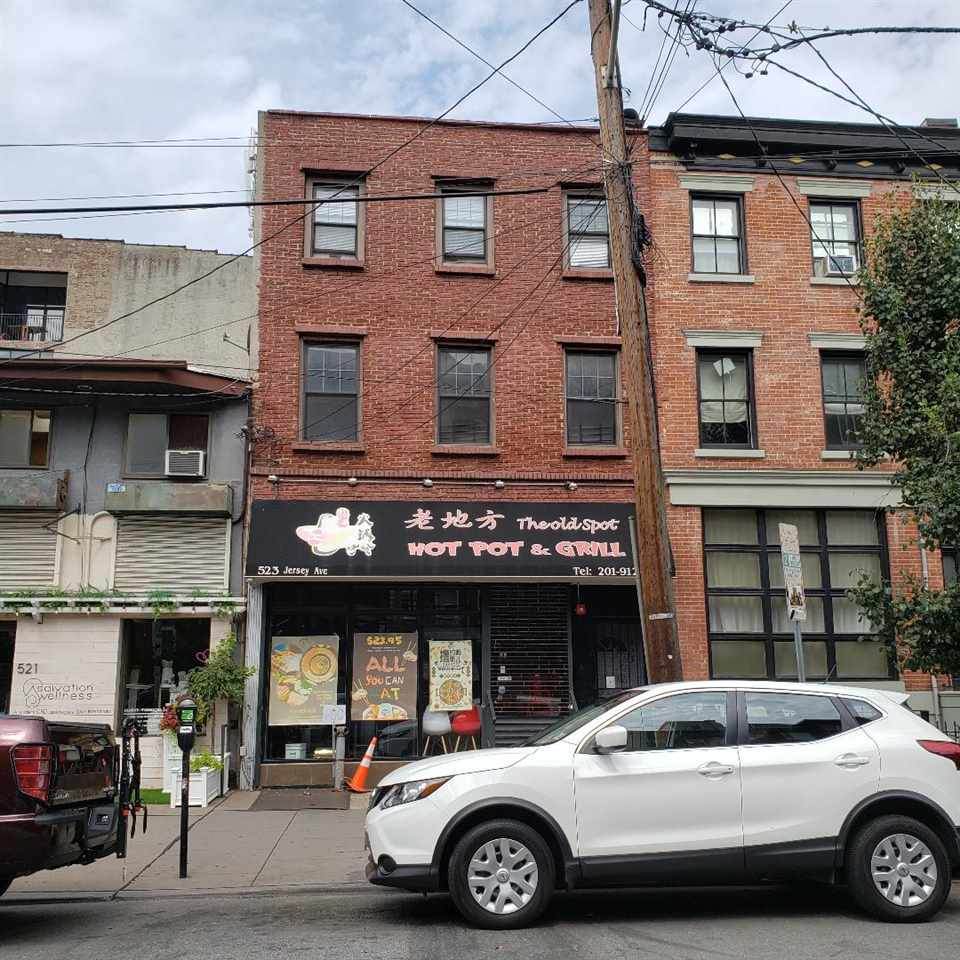 523 Jersey Ave - Photo 1