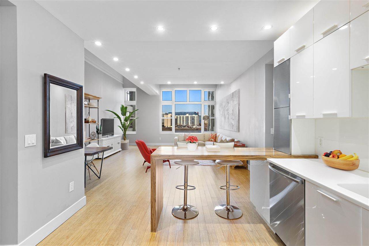 1500 Hudson St - Photo 1