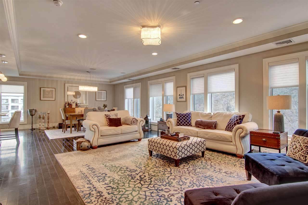 39 Cambridge Way - Photo 1