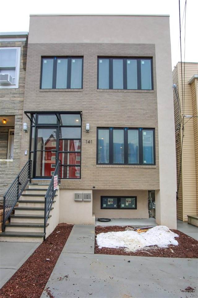 141 Beach St - Photo 1