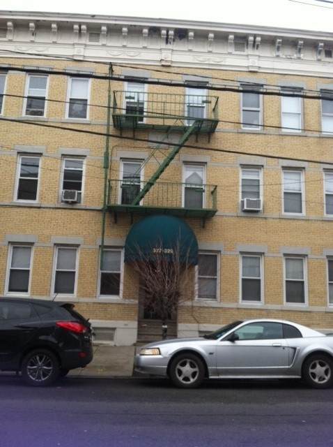 327-329 Avenue E - Photo 1