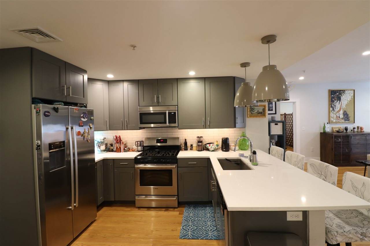 125 Harrison St - Photo 1