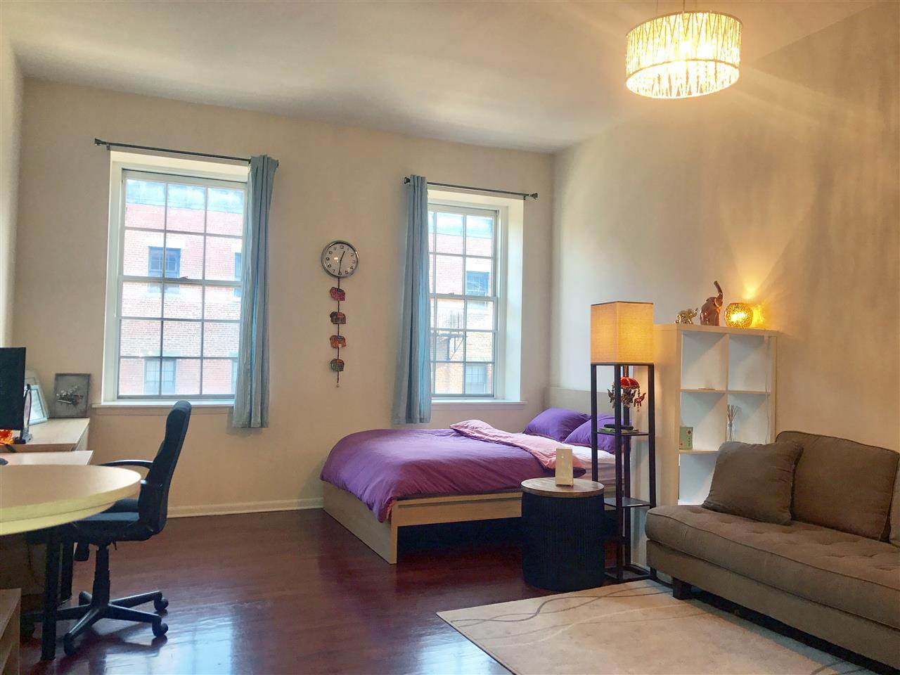 341 Monmouth St - Photo 1