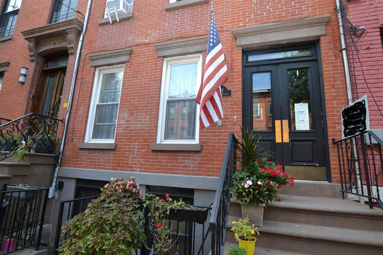 614 Garden St - Photo 1