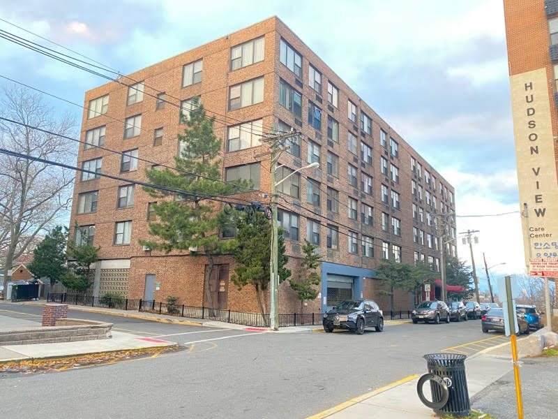 9019 Wall St - Photo 1