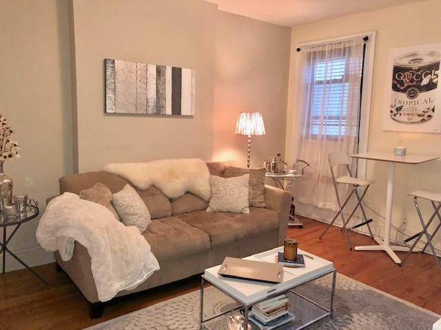 914 Park Ave - Photo 1