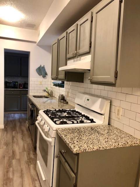 36 Duncan Ave - Photo 1