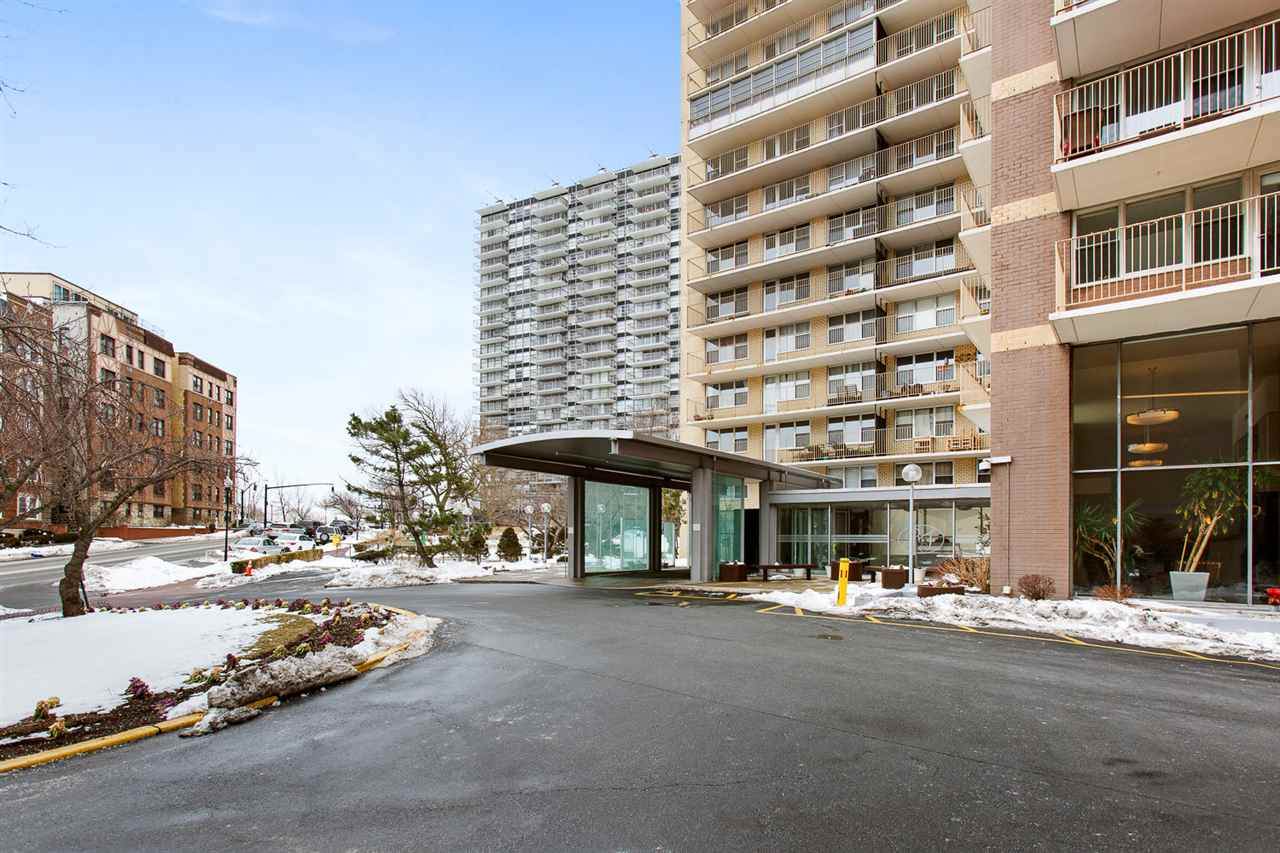 6040 Blvd East - Photo 1