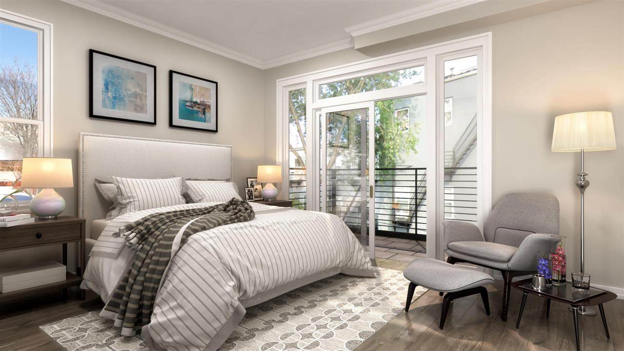 366 New York Ave - Photo 1