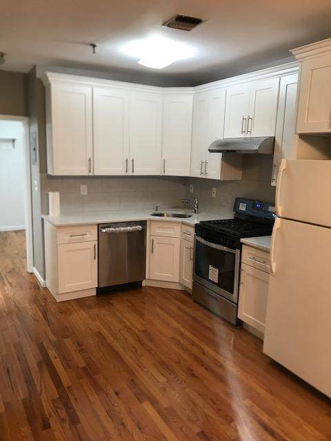 532 Washington St - Photo 1