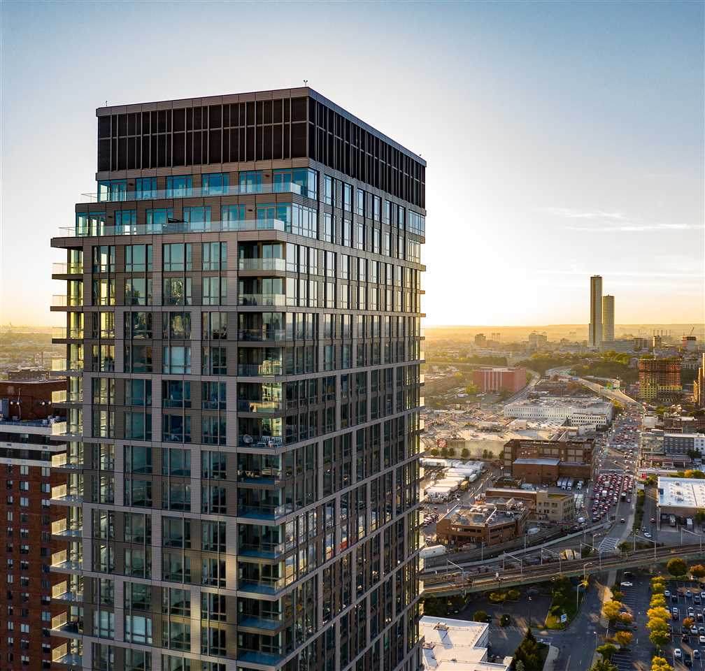 75 Park Lane South - Photo 1