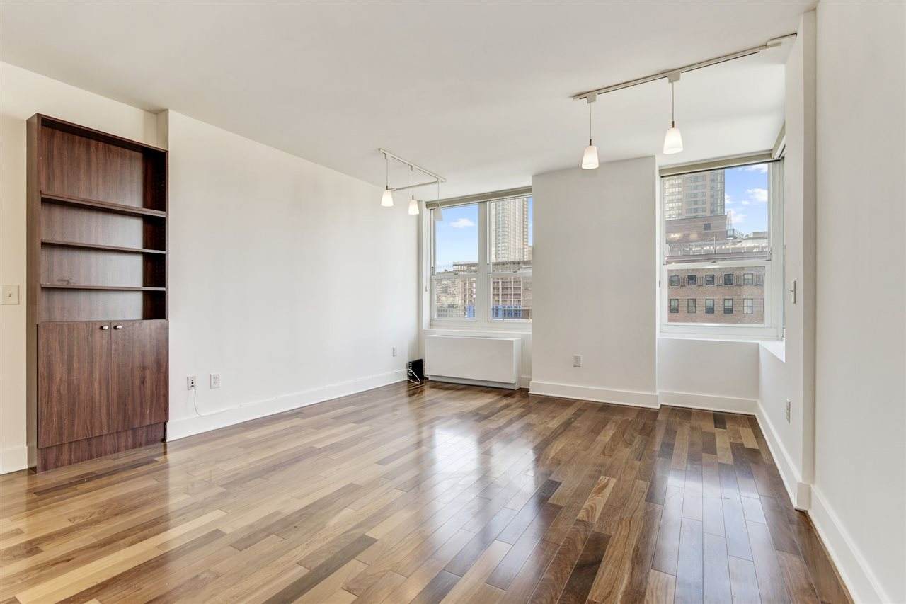 88 Morgan St - Photo 1
