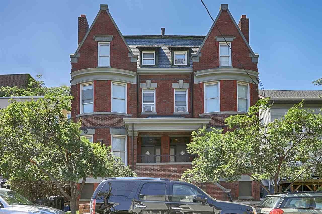 17-19 Britton St - Photo 1