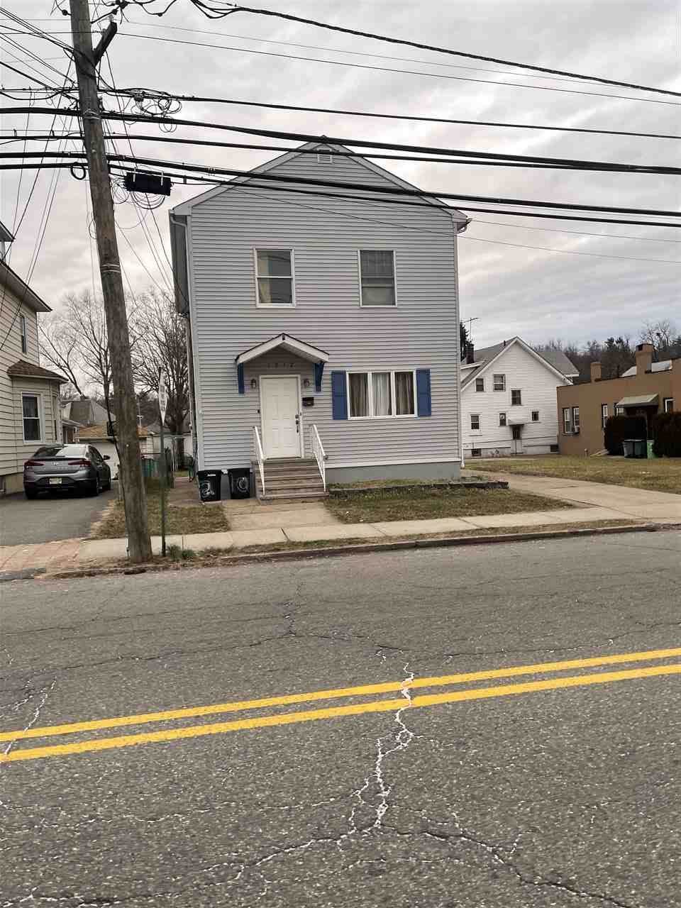 1052 Mcbride Ave - Photo 1