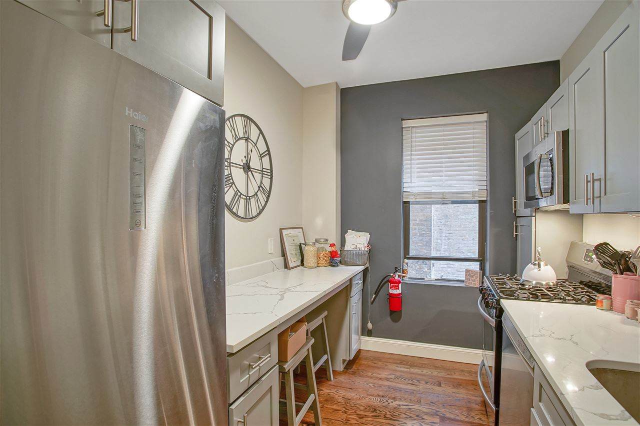 6114 Highland Pl - Photo 1