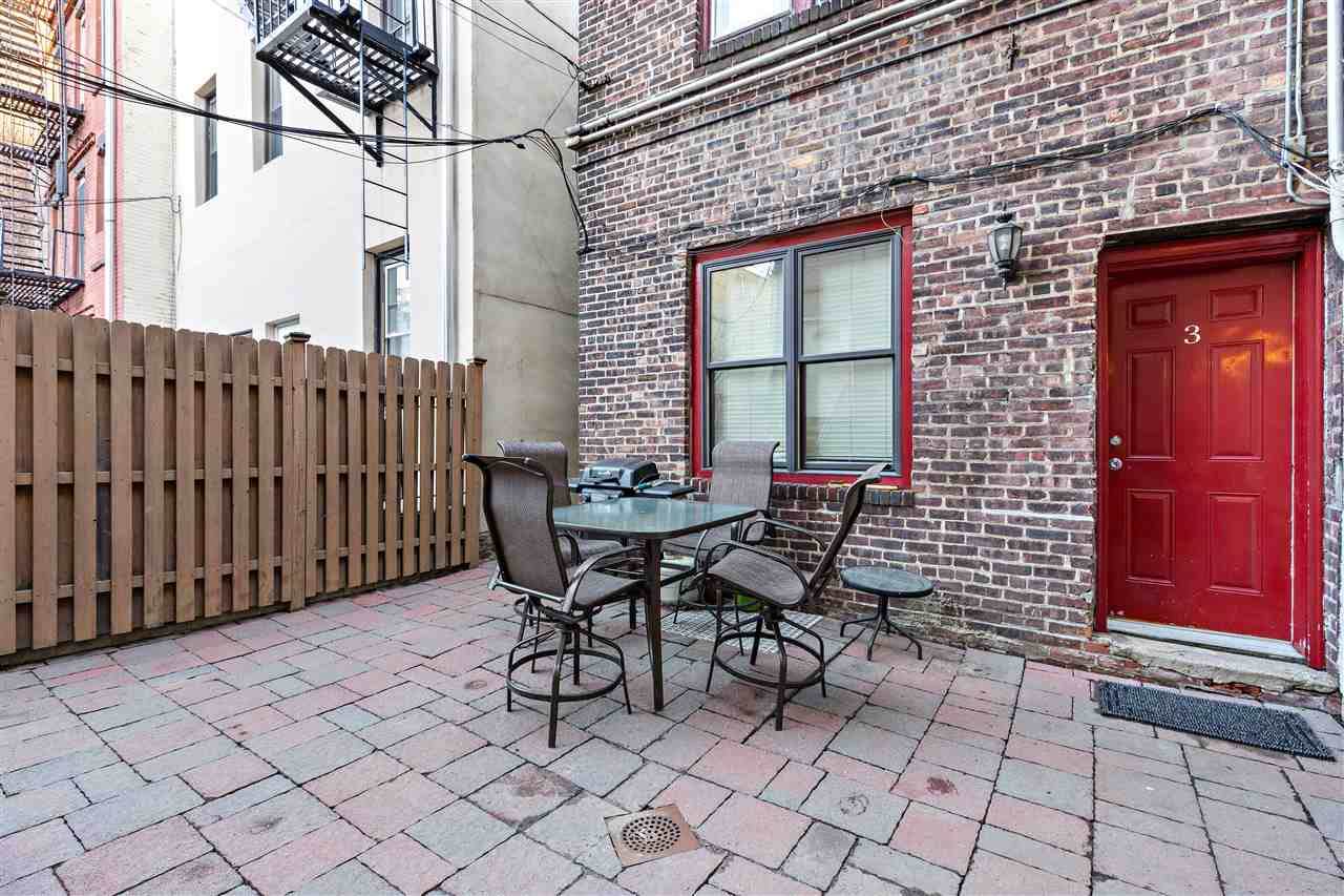 116 Willow Ave - Photo 1