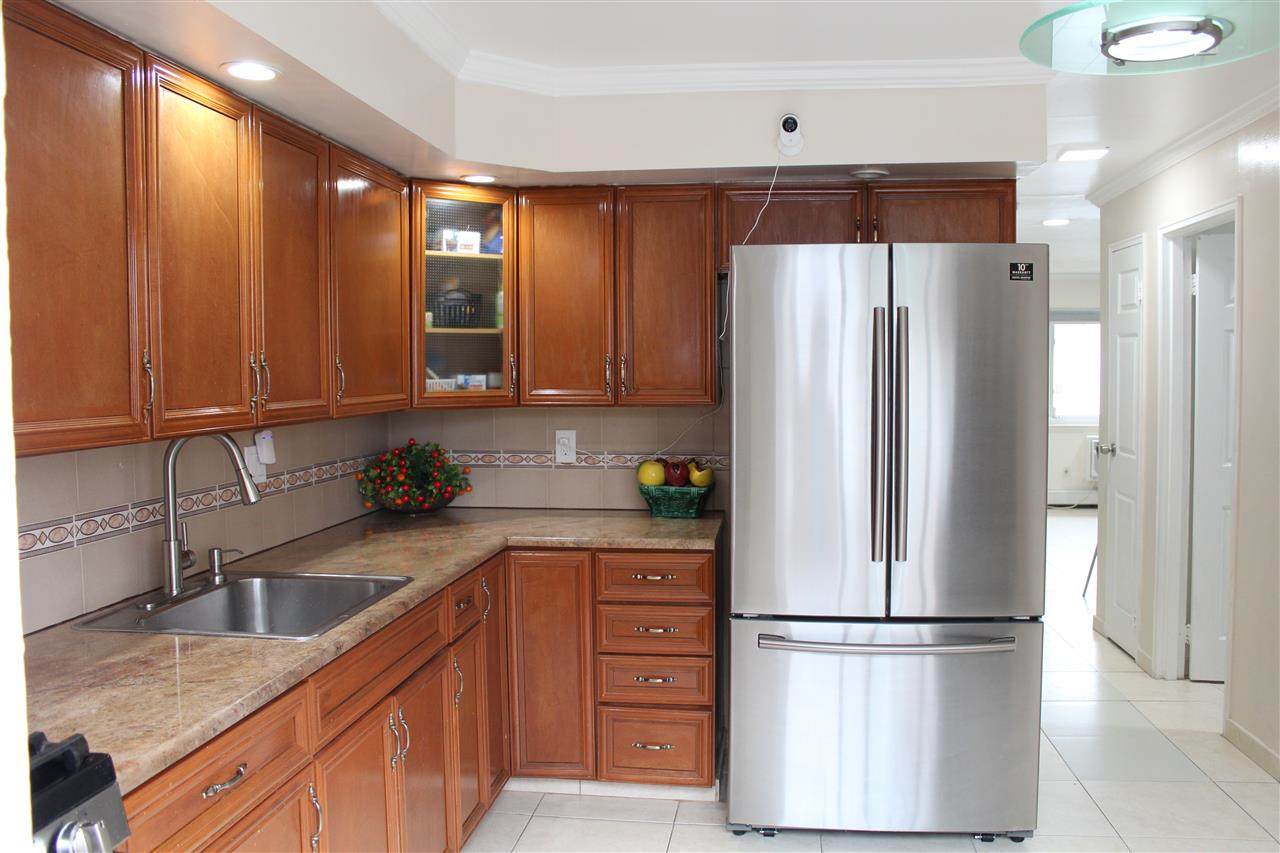 1454-A 68TH ST - Photo 1