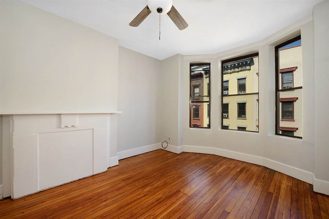 261 1ST ST - Photo 1